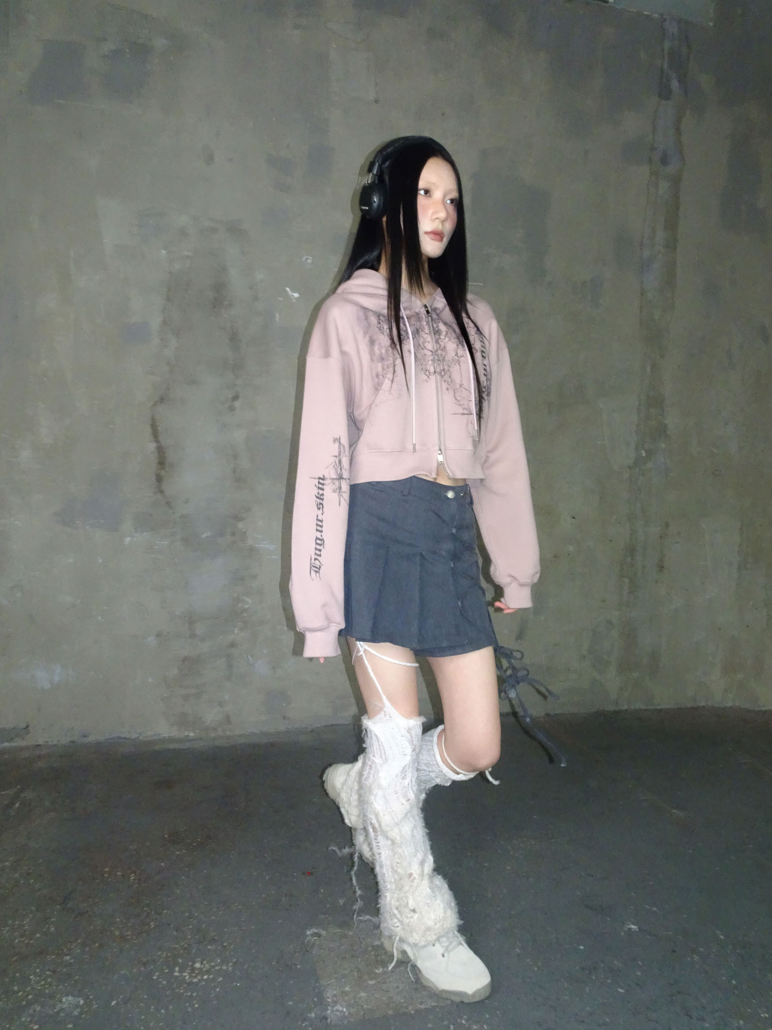 Fluffy oversized hoodie zip-up (nudy pink)